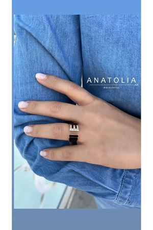 PIRLANTA HARF SİYAH YÜZÜK