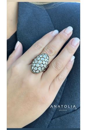 ELMAS OVAL TASARIM YÜZÜK