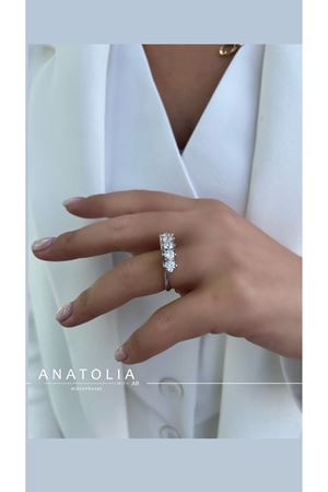 1.38 Karat Pırlanta Beştaş Yüzük