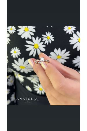  0.40 Karat D VS Pırlanta Tektaş Yüzük