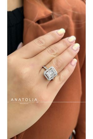 1.17 KARAT PIRLANTA BAGET TAŞLI YÜZÜK