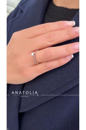 0.12 Karat E SI Pırlanta Tektaş Yüzük