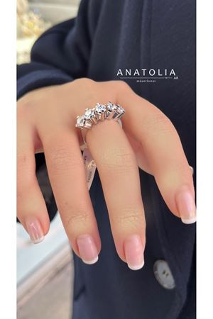 0.25 Karat Pırlanta Beştaş Yüzük