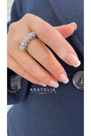 1.10 Karat Pırlanta Beştaş Baget Yüzük