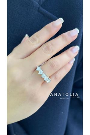 0.24 Karat Pırlanta Beştaş Yüzük