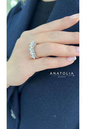 0.24 Karat Pırlanta Beştaş Yüzük