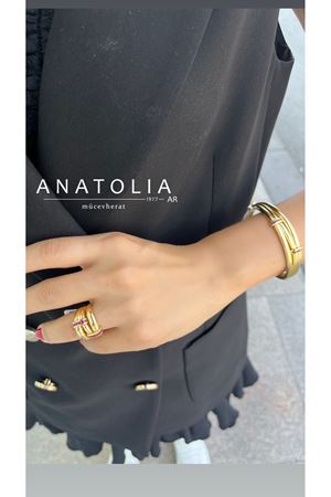 CETAŞ ETERNA KOLEKSİYONU VİVA MAGENTA TAŞLI KELEPÇE BİLEKLİK